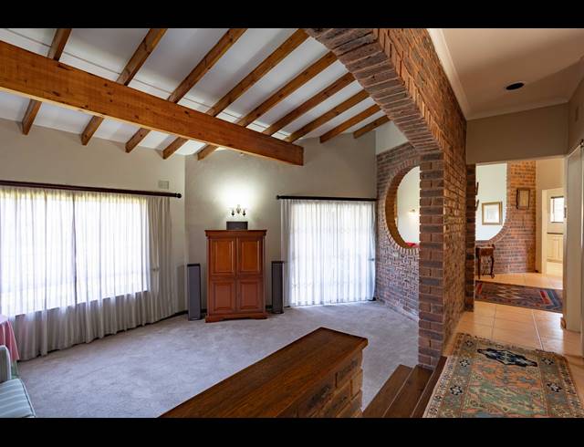3 BEDROOM SECTIONAL TITLE FOR SALE IN WESTVILLE
